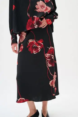 InWear Dawn skirt / black poppy rose In Wear
